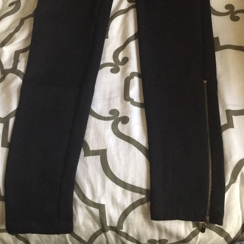 Leggings - Picture 2 of 3